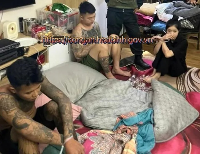 Người phụ nữ mở “tiệc ma túy” cùng nhiều dân chơi - Hình 2 Nguoi phu nu mo “tiec ma tuy” cung nhieu dan choi-Hinh-2