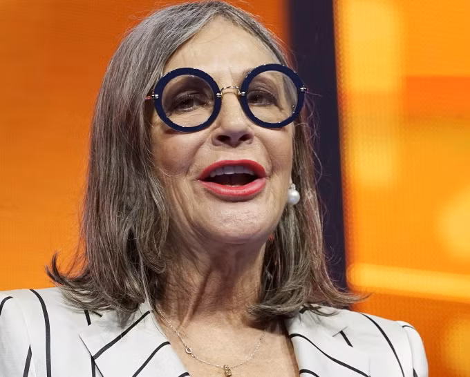 Alice Walton là con gái duy nhất của nhà sáng lập Walmart Sam Walton (mất năm 1992). Không giống các anh em trai, bà chưa từng tham gia HĐQT Walmart, mà chỉ tập trung vào nghệ thuật. Ảnh: CNBC