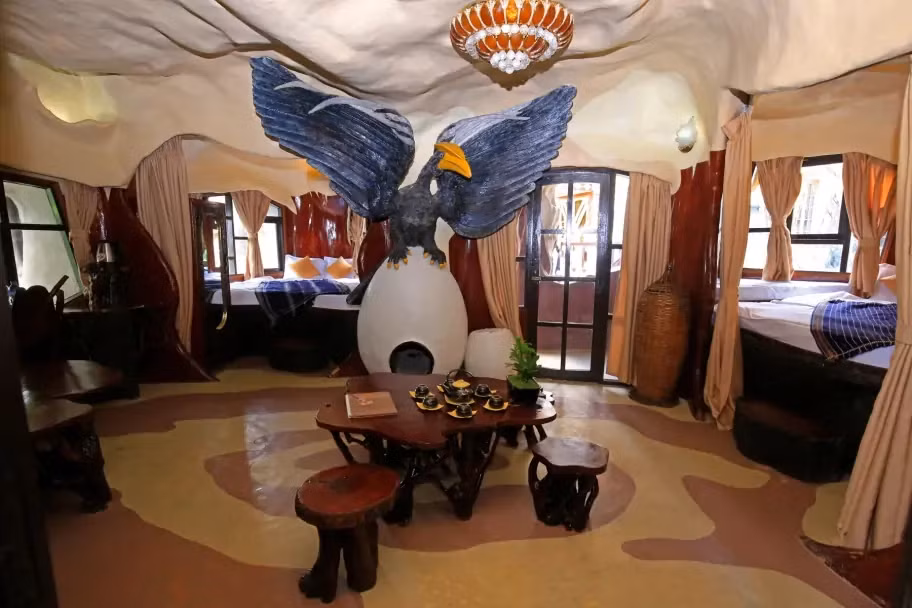 11 phòng nghỉ ở đây có những cái tên độc đáo như: quả bầu, kangaroo, con gấu, con ong, cây tre, tổ mối,... Ảnh: Crazyhouse