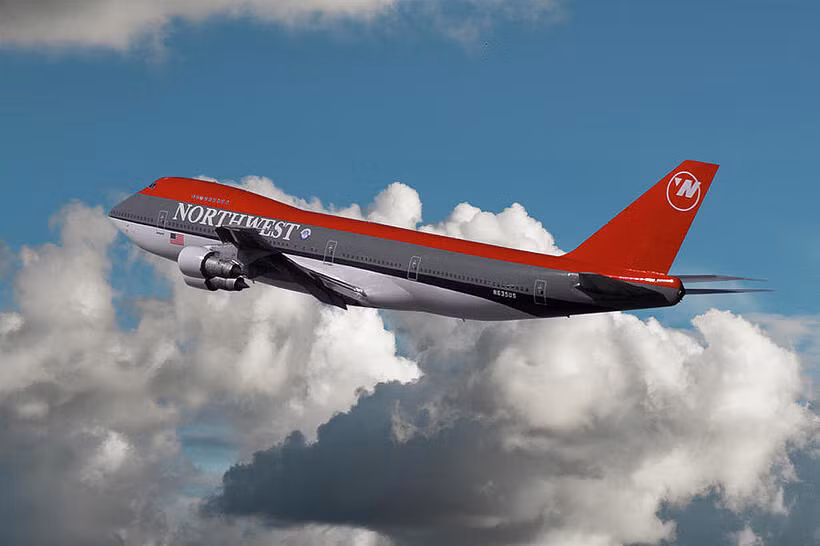 Hãng hàng không Northwest Airlines từng sa thải một phi công sau khi để hành khách mòn mỏi chờ đợi trên máy bay suốt 90 phút. Ảnh: Infinite Flight Community
