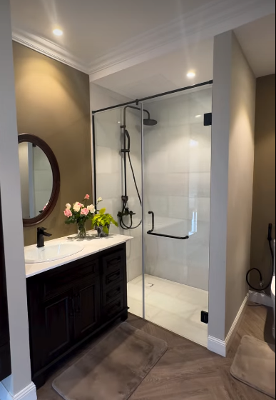 Dù không tiết lộ giá trị song qua những gì Lệ Quyên chia sẻ, khán giả ước tính số tiền nữ ca sĩ bỏ ra cho căn biệt thự không hề nhỏ.