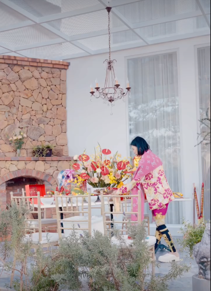 Lệ Quyên còn bày tỏ sự yêu thích với cơ ngơi mới ở Đà Lạt đến mức muốn dọn hẳn lên đây ở, không chỉ phục vụ mục đích nghỉ dưỡng như dự tính. Nguồn ảnh: FBNV