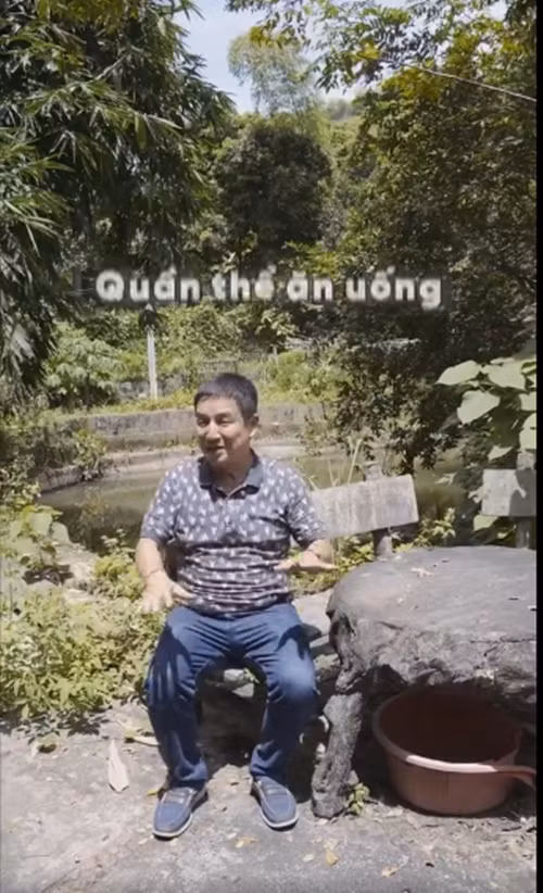 Quần thể ăn uống với rất nhiều bàn ăn từng đủ chỗ cho hàng trăm người tụ tập. Ảnh: chụp màn hình