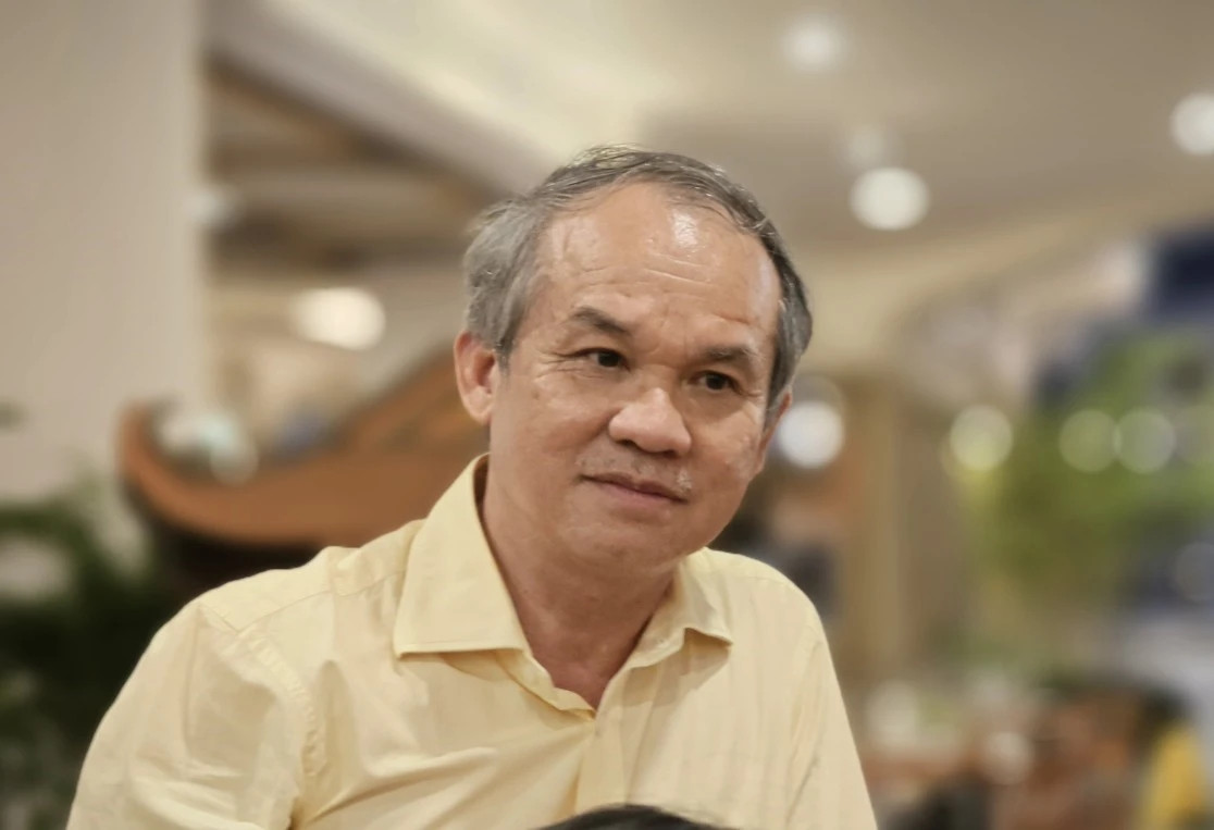 5 đại gia nắm trong tay nghìn tỷ dù chưa từng học đại học - Hình 2 5 dai gia nam trong tay nghin ty du chua tung hoc dai hoc-Hinh-2