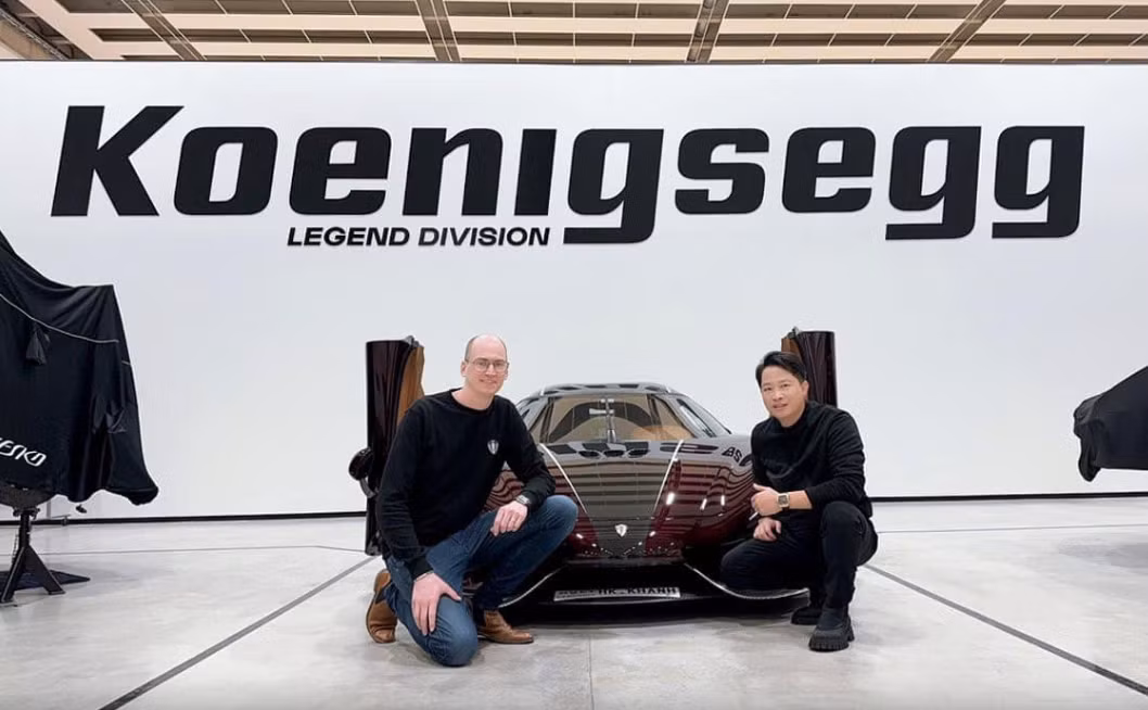 Tháng 2 vừa qua, Hoàng Kim Khánh gây chú ý khi chi tới 365.637 USD (tương đương hơn 8,9 tỷ đồng) để sửa chữa chiếc Koenigsegg Regera. Ngoài ra, nam doanh nhân này còn tốn thêm 22.150 Euro (quy đổi khoảng 600 triệu đồng) để vận chuyển chiếc xe sau khi sửa xong về Thái Lan. Ảnh: FBNV