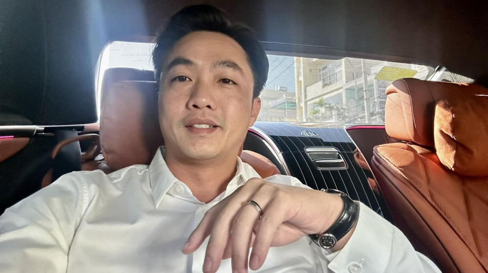 Trong năm 2023, đại gia phố núi còn tậu chiếc Mercedes-Maybach S450 4Matic thế hệ mới có giá bán hơn 8 tỷ đồng. Ảnh: FBNV