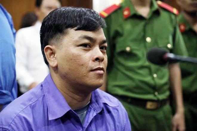 Tháng 11/2020, phiên xét xử phúc thẩm tại TAND cấp cao tại TP HCM, HĐXX chấp nhận kháng cáo của Trần Ngọc Phúc, giảm hình phạt tù từ 12 năm xuống còn 10 năm về tội 'chứa chấp việc sử dụng trái phép chất ma túy'. Ảnh: Dân Việt