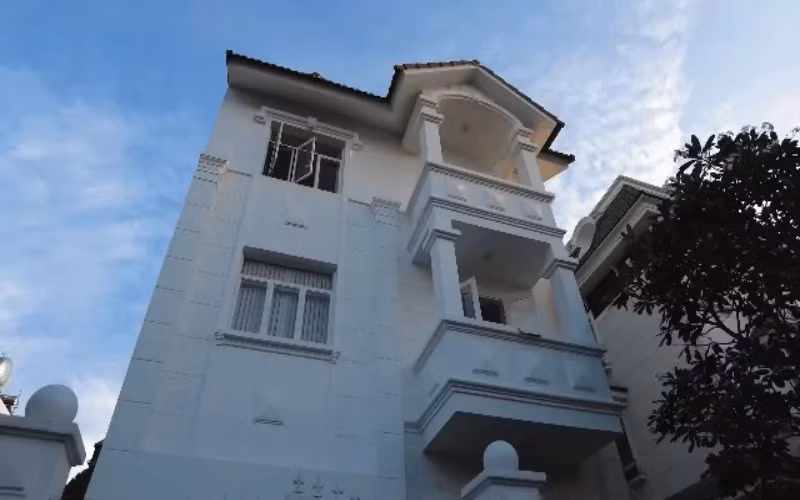 Trước khi ly hôn, Xemesis - Xoài Non thường xuyên chia sẻ khoảnh khắc hạnh phúc bên nhau trong căn biệt thự tiền tỷ được Xemesis "xuống tiền" mua lúc mới cưới. Ảnh chụp màn hình