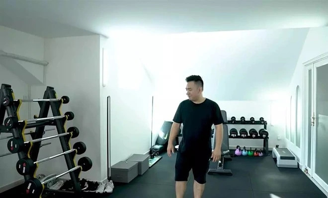 Tầng cuối cùng là phòng tập gym của Xemesis. Ảnh chụp màn hình