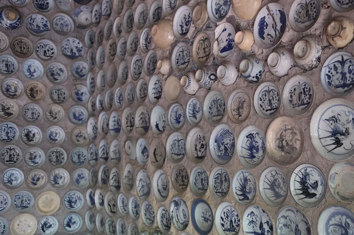 Bà Nga cho biết, bây giờ, khách trả 20 tỷ bà cũng không bán. Đây là tâm huyết cả đời của ông Trường và muốn lưu truyền lại cho con cháu. Ảnh: Vietnamnet