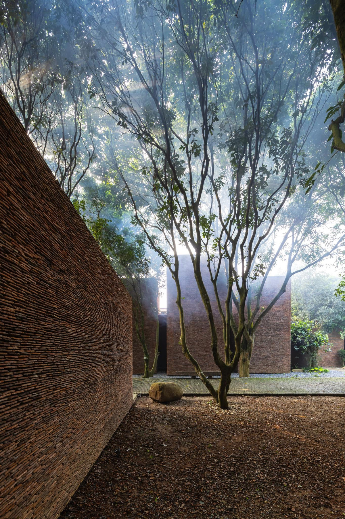 Bảo tàng đạo Mẫu của nghệ sĩ Xuân Hinh được xem là một công trình kiến trúc đương đại, được nhiều tạp chí về kiến trúc trên thế giới vinh danh. Ảnh: FB Xuân Hinh