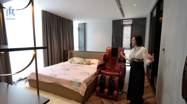 Phòng ngủ của Lan Ngọc. Ảnh: Chụp màn hình NhaF