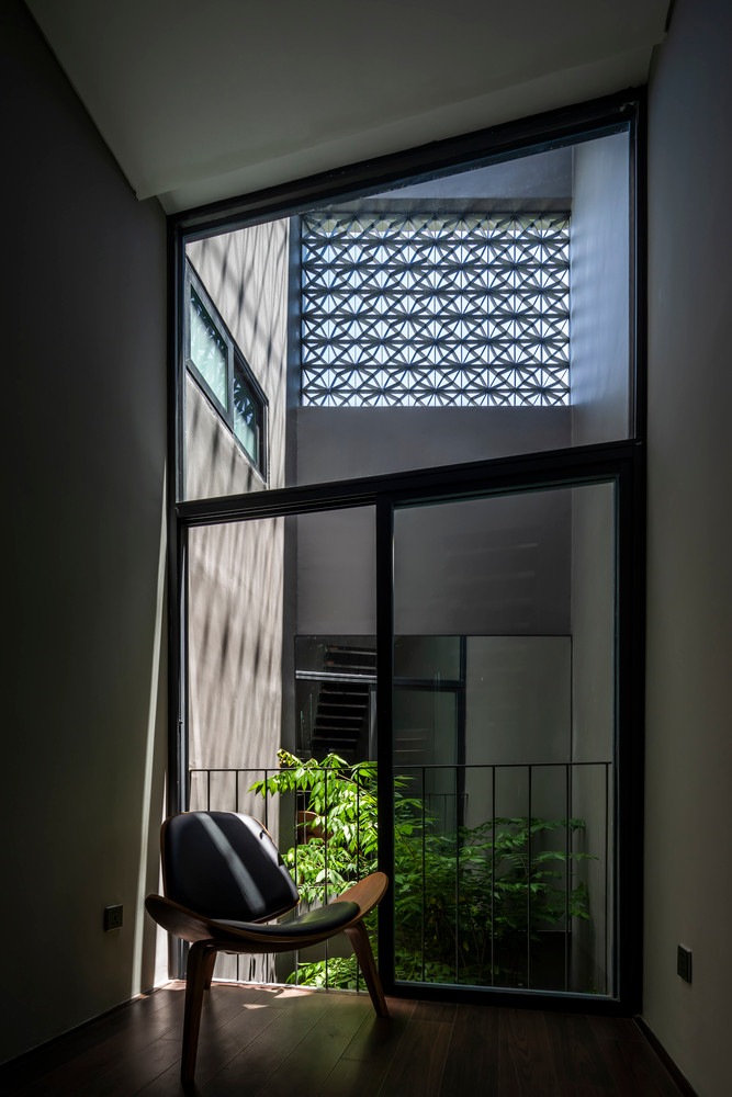 Bên cạnh việc kiểm soát nhiệt, ánh sáng cũng được chăm chút kỹ lưỡng.