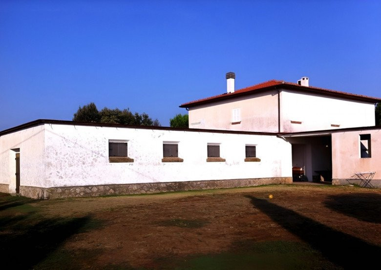 Ngoài ra, vợ chồng Ngô Mỹ Uyên còn sở hữu nhà vườn rộng 10.000m2 ở Tuscany phục vụ nhu cầu nghỉ dưỡng. Ảnh: Internet