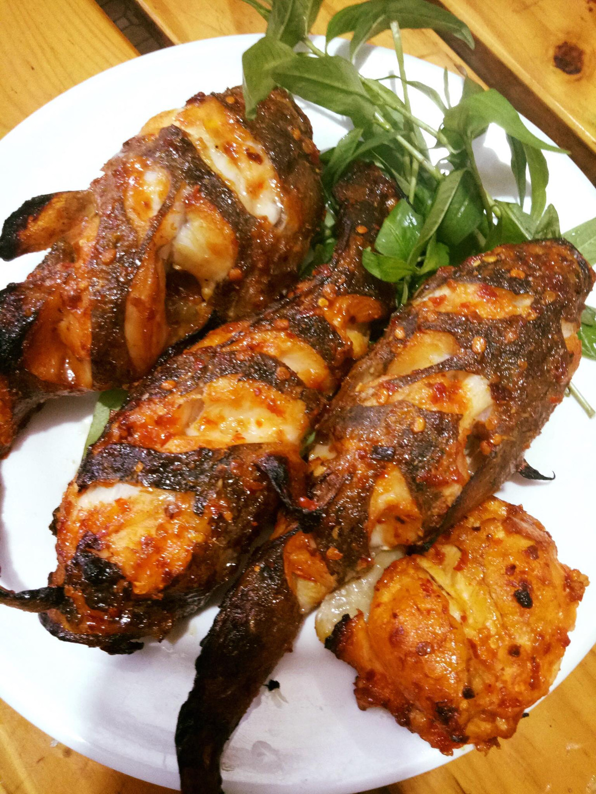 Có nhiều cách để chế biến cá mao ếch nhưng nấu lẩu hoặc nướng được cho là ngon nhất. Ảnh: Haisantuoisachbienhoa