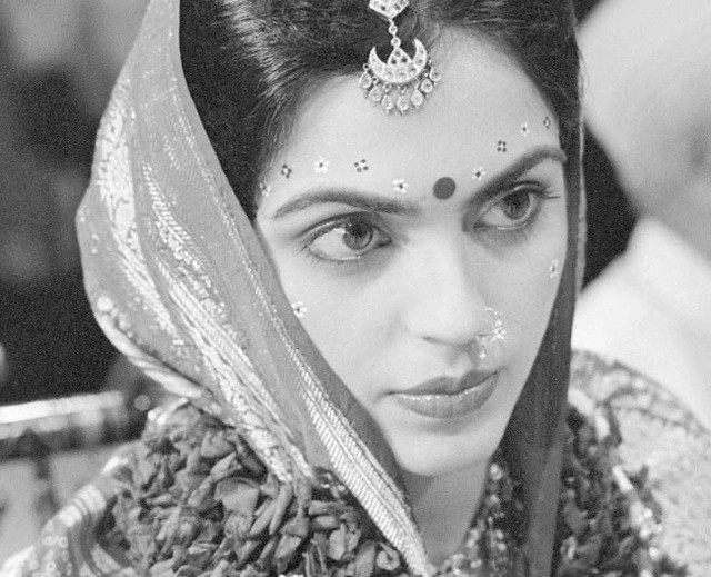 Thời bấy giờ, bà Nita Ambani nổi bật với vẻ ngoài tựa nữ thần, hút hồn bất kỳ người đối diện nào. Ảnh: India