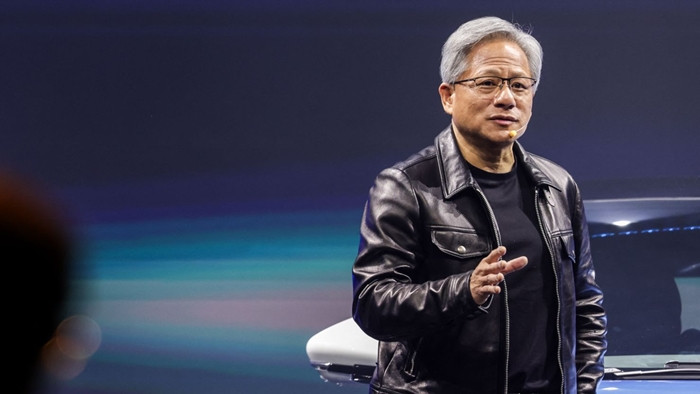 Khối tài sản của Jensen Huang - Giám đốc điều hành và đồng sáng lập công ty chip Nvidia, tăng thêm 55,9 tỷ USD lên mức 77 tỷ USD, xếp thứ 20 trong danh sách tỷ phú giàu nhất thế giới.