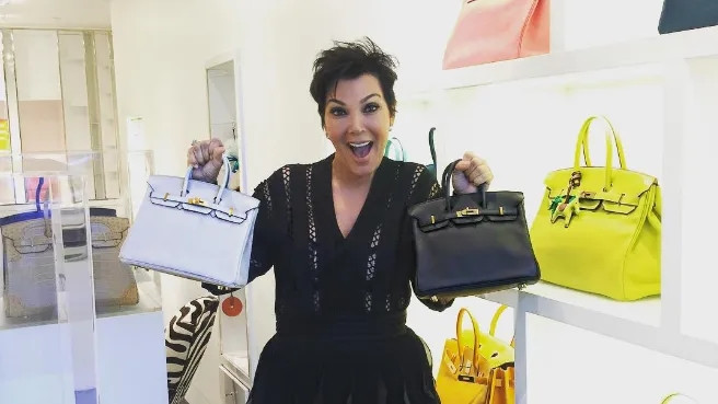 Do đó, để có được chiếc túi hiếm như Himalaya Birkin, khách hàng có thể phải chi từ 200.000 USD trở lên. Ảnh: Getty