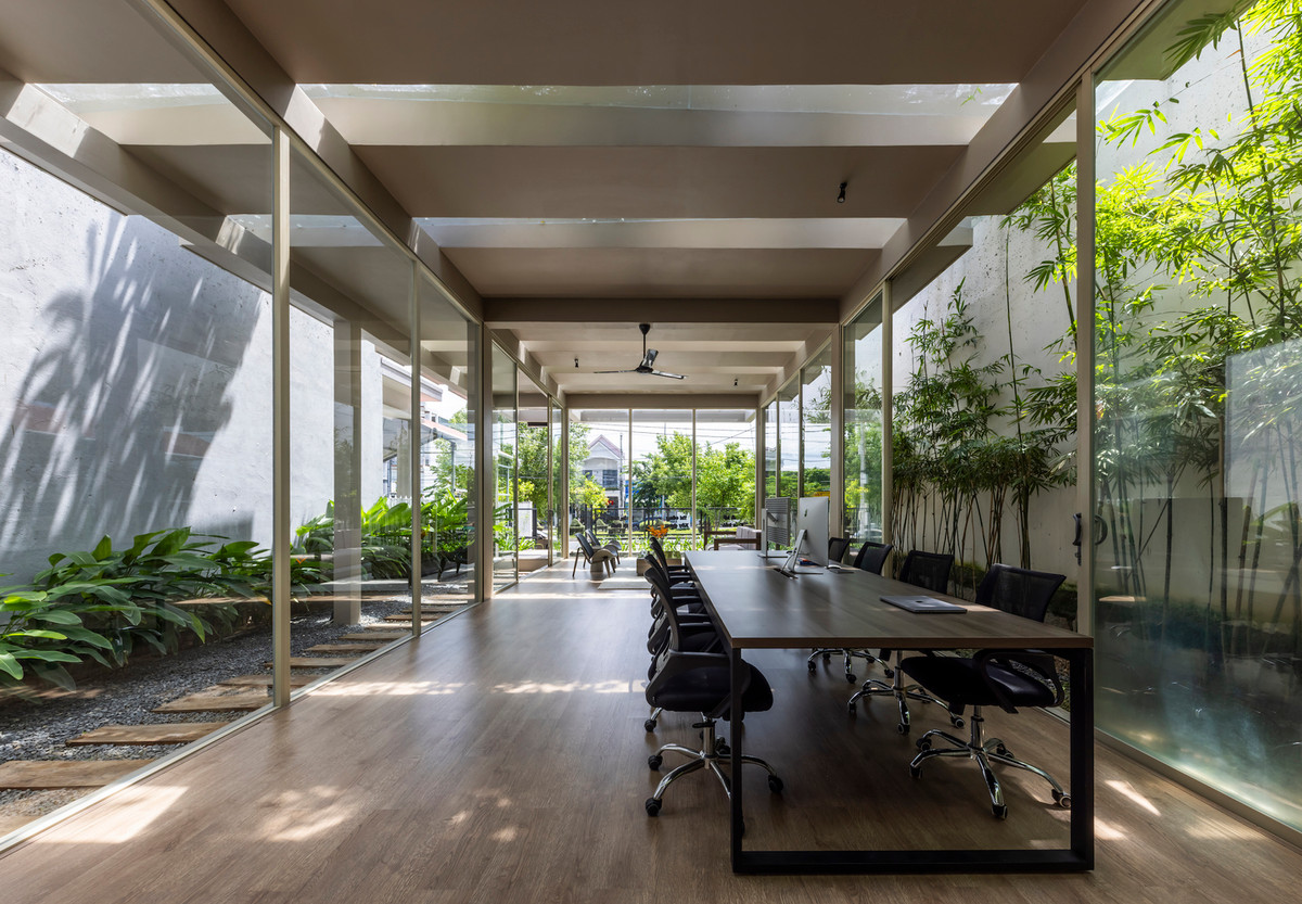 Dự án được xây dựng từ gạch không nung - một loại vật liệu thân thiện với môi trường, dễ dàng tiếp cận tại địa phương. Nguồn ảnh: Hiroyuki Oki