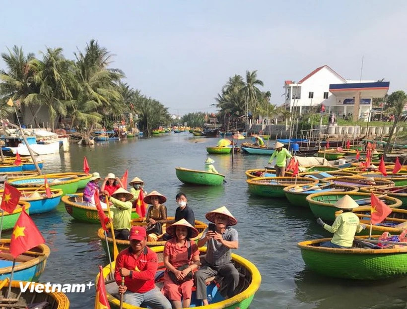 Kham pha Rung dua Bay Mau - “Tieu mien Tay” trong long Hoi An