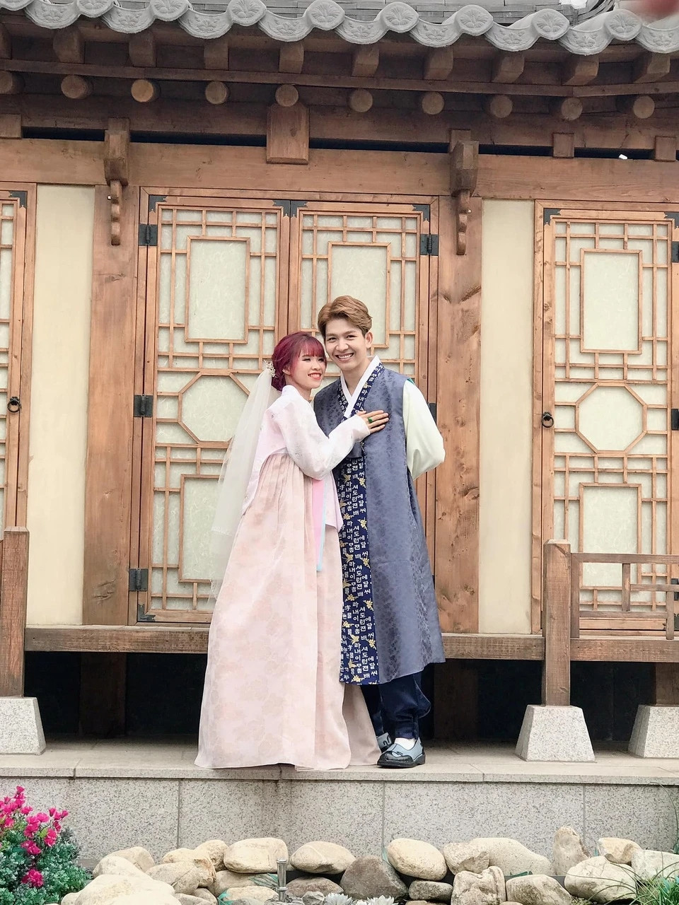 Trong những năm bên nhau, Khởi My - Kelvin Khánh dành nhiều thời gian du lịch nước ngoài. Nguồn ảnh: FBNV