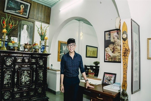 Ngôi nhà gồm 3 tầng với nhiều phòng thiết kế khác nhau nhưng đều giản dị. Ảnh: Vietnamnet