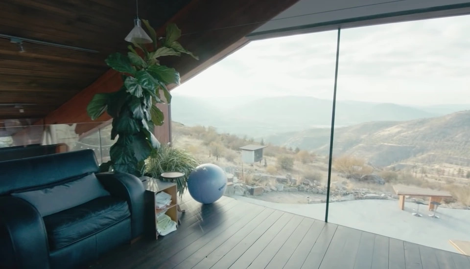 Thiết kế mở giúp căn nhà luôn thoáng đãng. Ảnh: Pentictonwesternnews