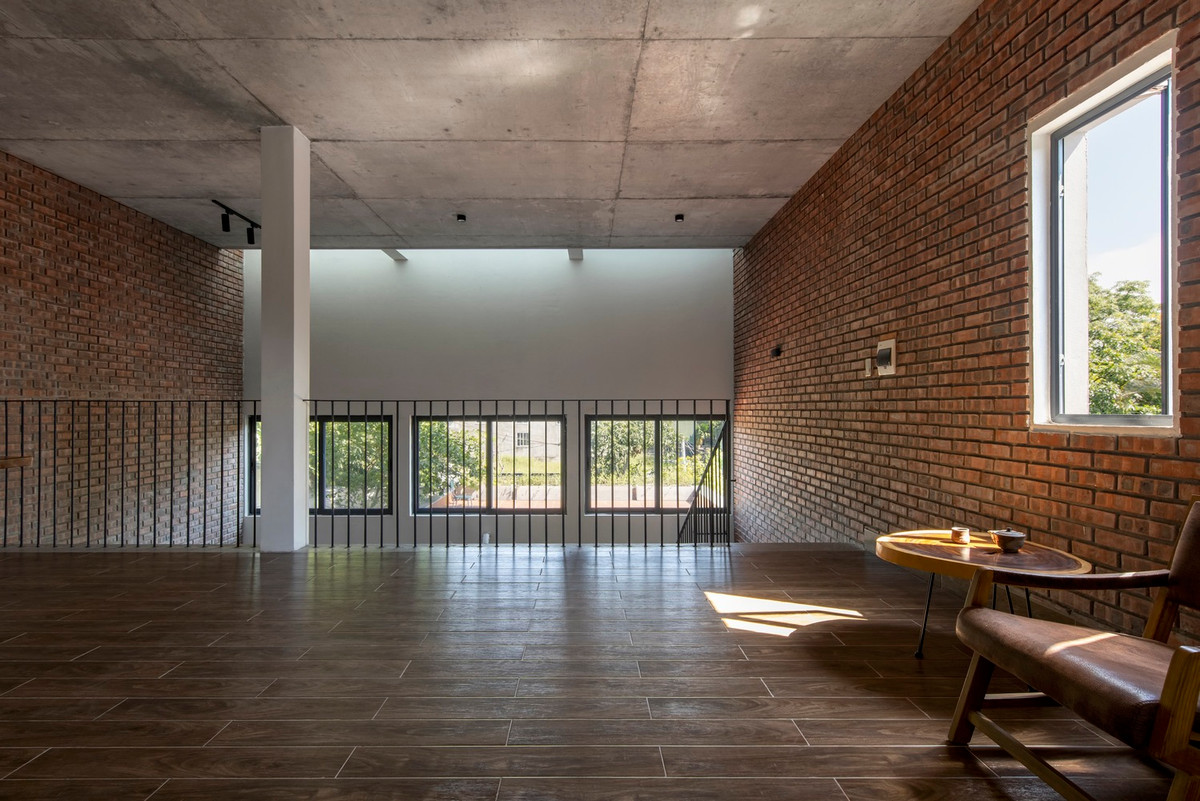 Thời gian tới, gia đình sẽ có thêm thành viên nhưng họ không muốn xây những phòng ngủ được thiết kế sẵn, đồng thời đảm bảo chi phí xây dựng ở mức tối thiểu.