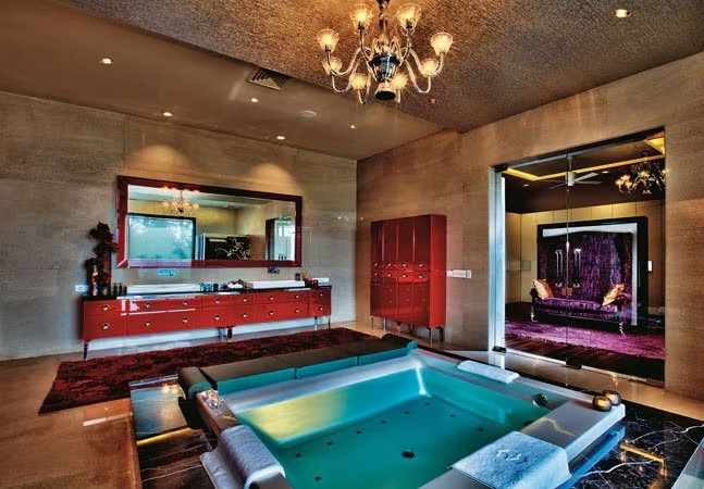 Tỷ phú Mukesh còn đầu tư một căn phòng băng tuyết để gia đình có thể tránh cái nóng gay gắt vào mùa hè. Ảnh: India Today