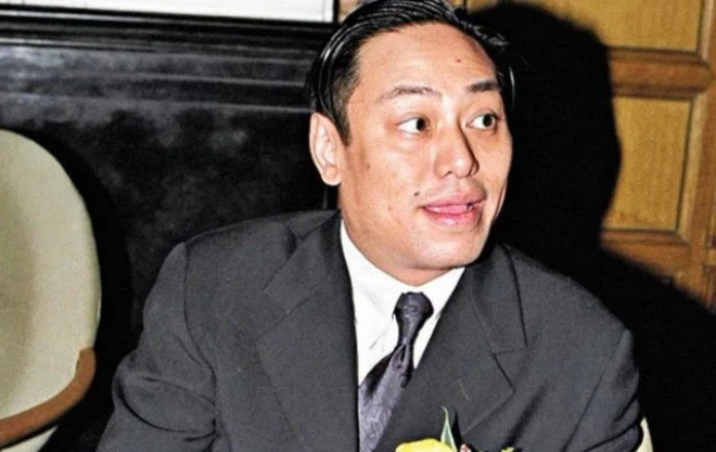 Tuy nhiên, vì không có bằng cấp nên La Triệu Huy chỉ có thể làm những việc vặt như phục vụ, bảo vệ, dọn vệ sinh...16 tuổi, La Triệu Huy thử sức với bất động sản và làm môi giới nhà đất. Ảnh: Getty