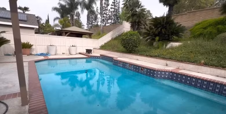 Nhà sở hữu không gian sống yên tĩnh, mát mẻ vì nằm ở vùng đồi.