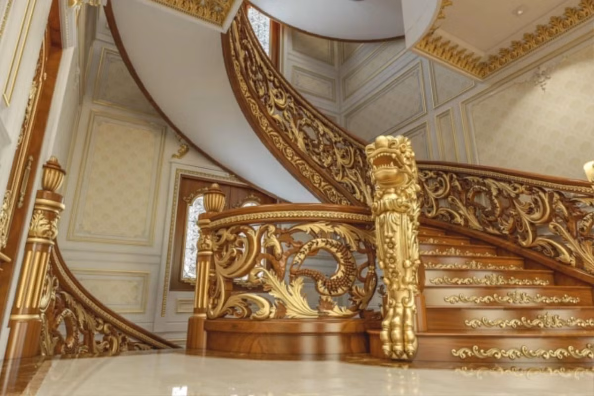 Nội thất bên trong khiến ai nấy đều choáng ngợp. Ảnh: Phunumoi