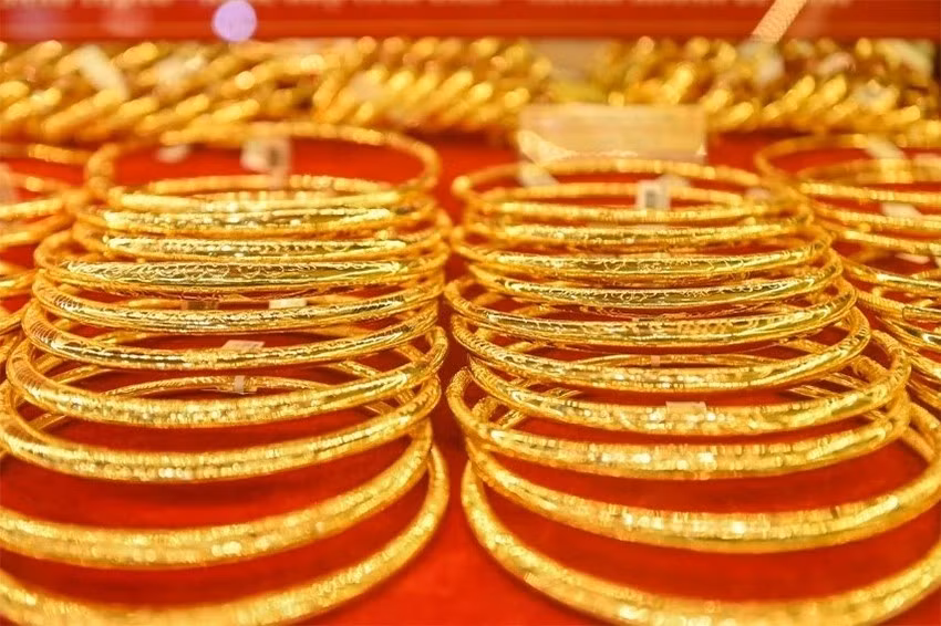 Gia vang hom nay 20/9: Tang du doi?