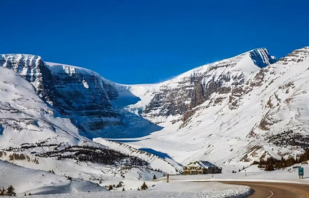 Kubol là một vùng băng tuyết lạnh. Nhiệt độ thấp nhất ở đây có thể xuống âm 50 độ C. Việc khai thác khoáng sản trong môi trường nhiệt độ thấp như vậy là vô cùng khó khăn. Ảnh: Getty