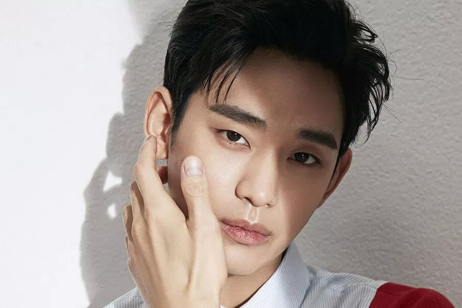 Kim Soo Hyun được cho là có quan hệ đối tác với 17 thương hiệu và xuất hiện trong hơn 30 quảng cáo chỉ riêng trong năm 2014, theo báo cáo của The Korea Herald. Ảnh: Herzindagi