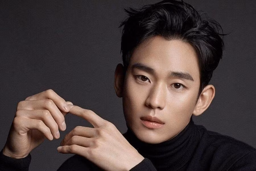 Năm 2023, theo thống kê của trang Kdrama Stars, Kim Soo Hyun đứng đầu danh sách nam diễn viên truyền hình Hàn Quốc giàu nhất với 117 triệu USD (khoảng 2.744 tỷ đồng). Ảnh: Soompi