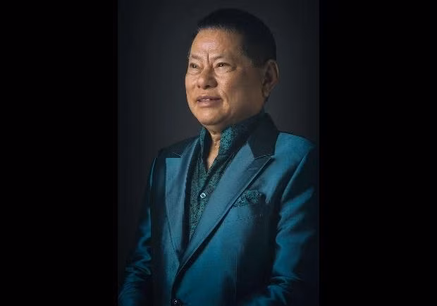 Đến 2018, ông Hoàng Kiều không còn nằm trong danh sách tỷ phú giàu nhất nước Mỹ. Theo tính toán của Forbes, tài sản của tỷ phú Hoàng Kiều chỉ còn 1,6 tỷ USD trong khi đó mức tối thiểu để gia nhập nhóm 400 là 2,1 tỷ USD. Ảnh: Forbes