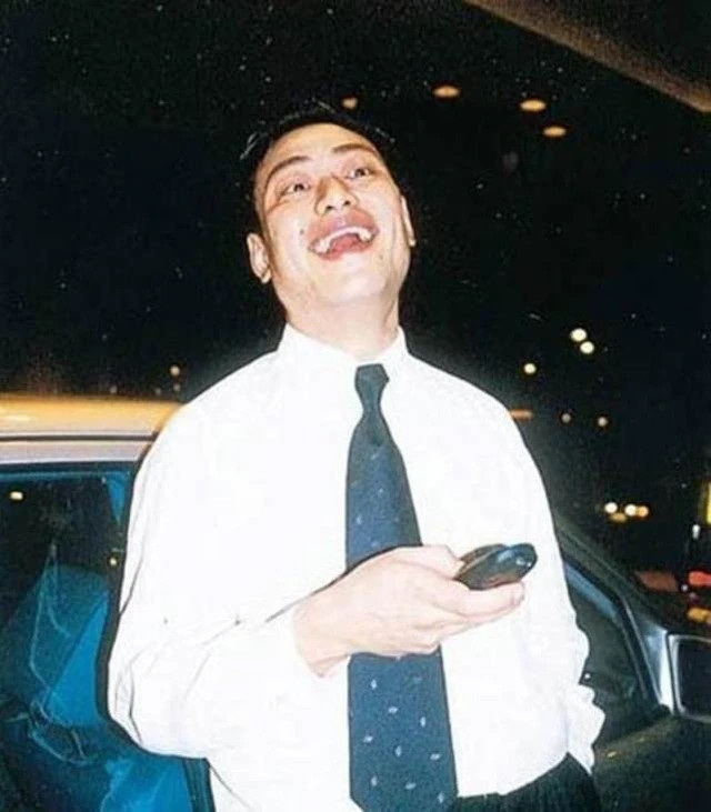 Tình sử hoành tráng toàn các minh tinh của tỷ phú La Triệu Huy phong phú chẳng kém kinh nghiệm thương trường.