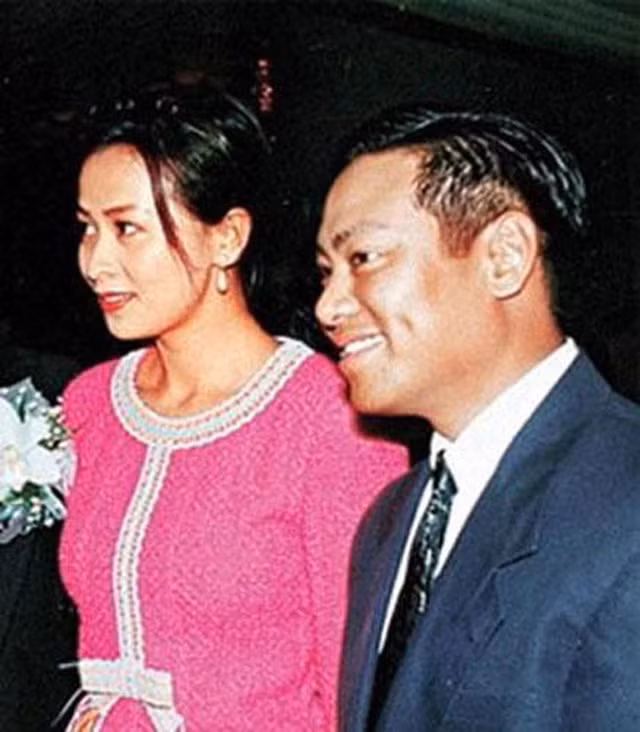 Hơn chục nữ minh tinh đình đám được La Triệu Huy điểm mặt như Phàn Diệc Mẫn, Lý Gia Hân, Lưu Gia Linh, Tôn Giai Quân, Viên Vịnh Nghi, Maggie Q,..