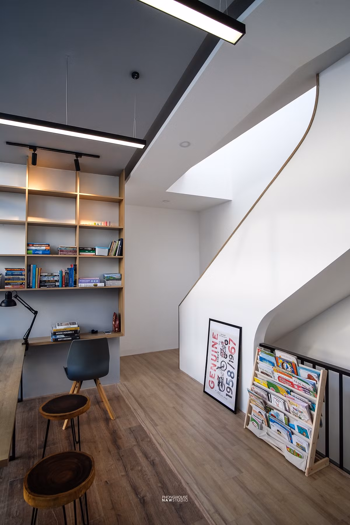 Qua đó, chủ nhân có thể cảm nhận rõ nhất sự chơi đùa của ánh sáng, của bóng đổ, của không gian và gió trong chính không gian sống.