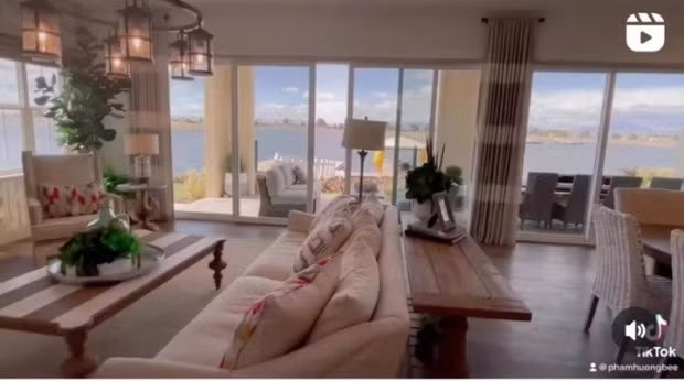 Hoa hậu Phạm Hương từng được chồng doanh nhân tặng căn nhà view biển để cả gia đình nghỉ dưỡng khi rảnh rỗi. Nguồn ảnh: FBNV