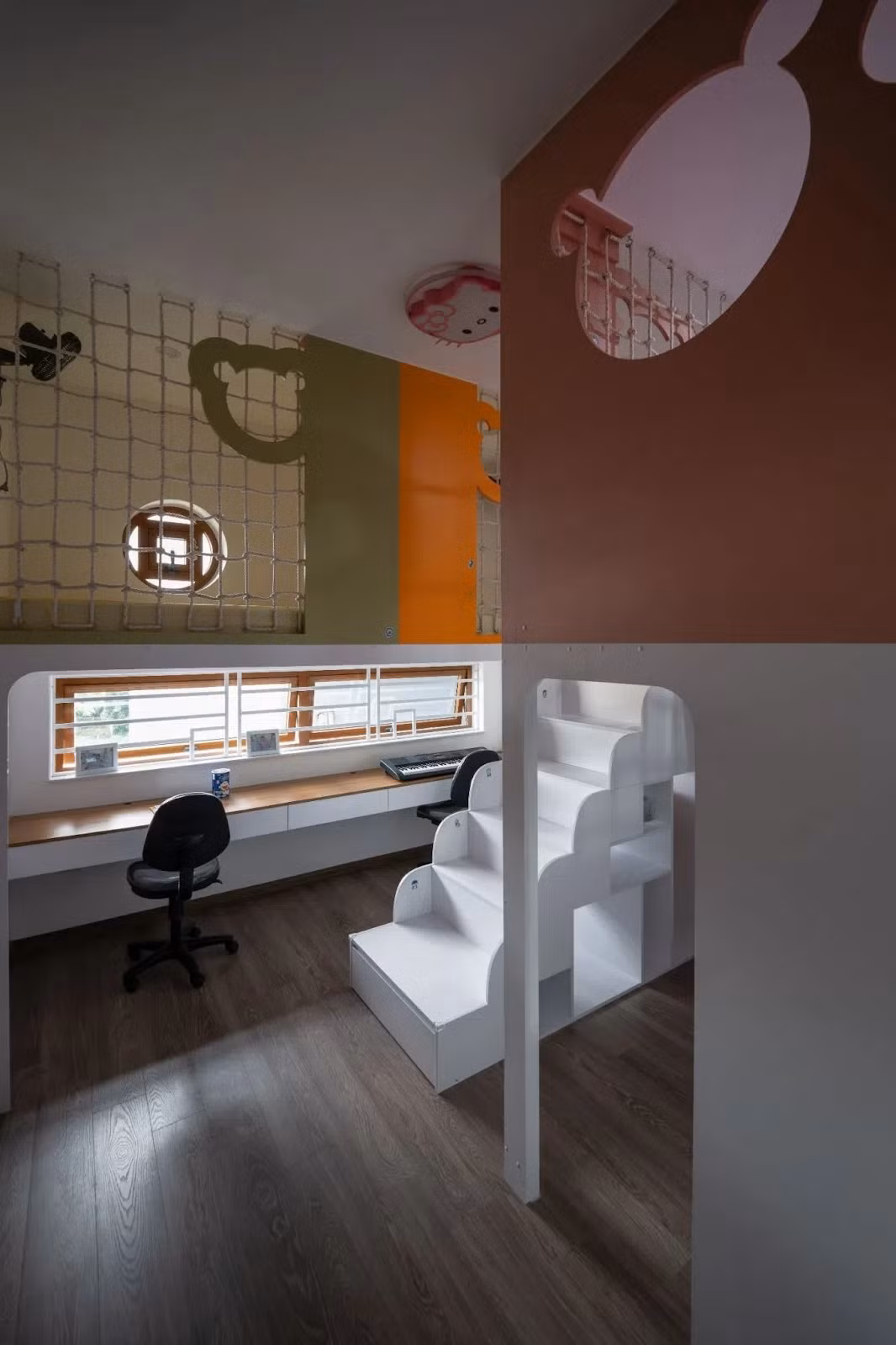 Phòng ngủ của con gái có màu hồng xinh xắn. Ảnh: GreenConcept