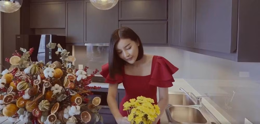 Căn nhà do cô tự lên ý tưởng và nhờ kiến trúc sư thiết kế. Nguồn ảnh; FBNV