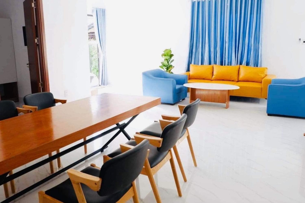 Villa 4 ngủ hồ bơi đầy đủ nội thất. Khách thuê chỉ cần decor theo style riêng là có thể ở và khai thác được luôn.