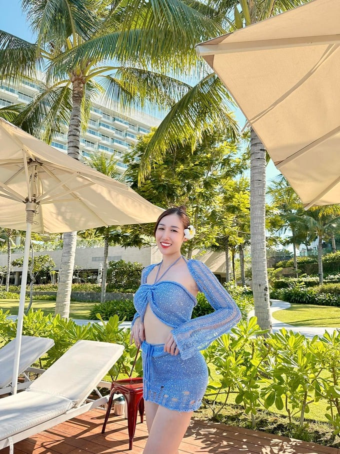 Bên cạnh cuộc sống giàu sang phú quý, công việc kinh doanh phát triển, Nguyễn Huỳnh Như còn sở hữu nhan sắc xinh đẹp cùng body nóng bỏng. Nguồn ảnh: chụp màn hình, FBNV