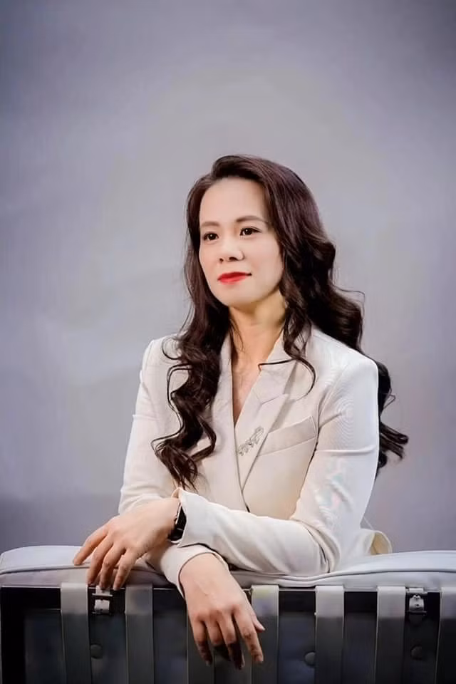  Doanh nhân Đào Lan Hương (sinh năm 1981), được giới truyền thông biết đến sau cuộc ly hôn tốn nhiều giấy mực với doanh nhân Nguyễn Hòa Bình (thường gọi là Shark Bình) - CEO của NextTech Group. Ảnh: Internet