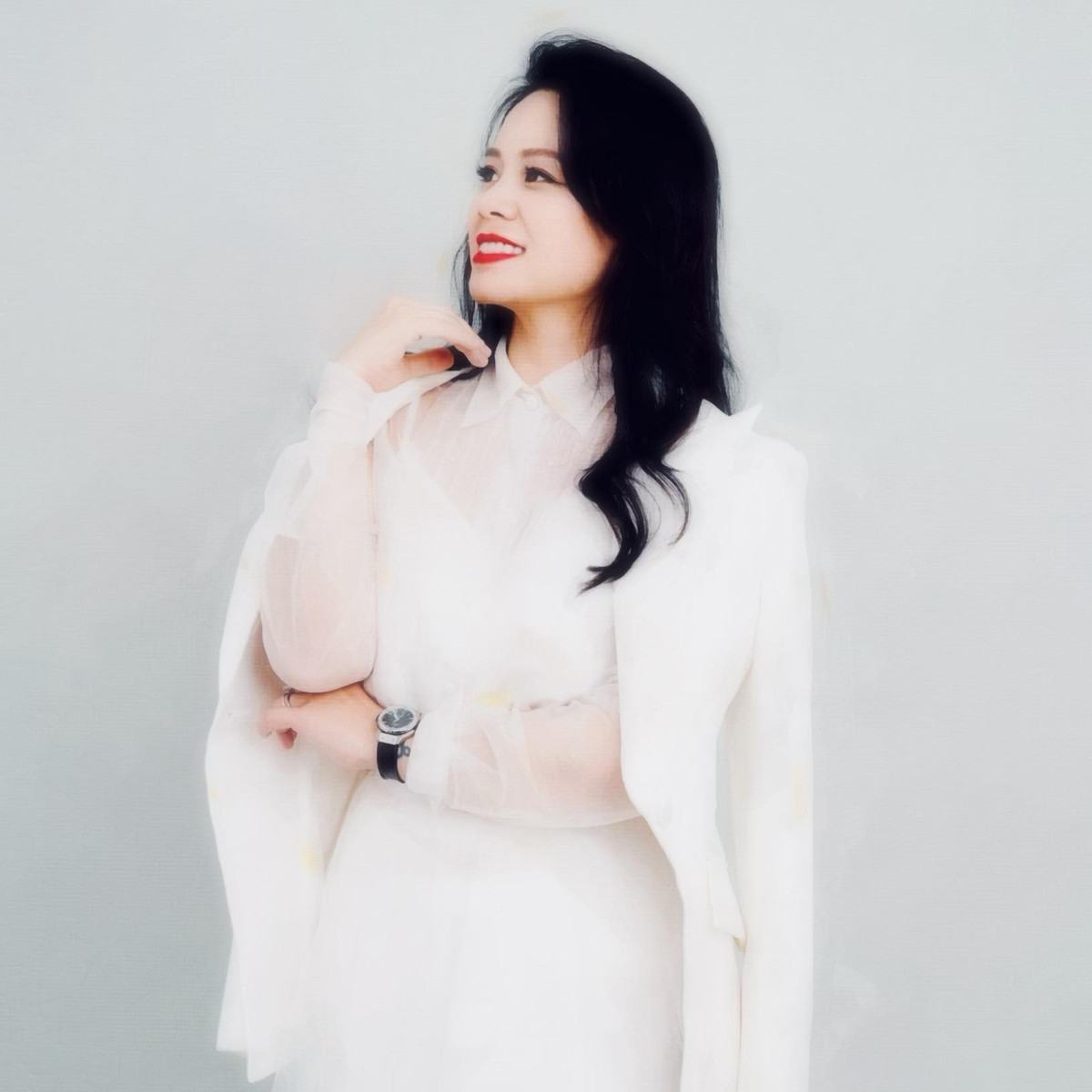 Trong khi chồng cũ đã có gia đình mới và chuẩn bị đón cặp song sinh với Phương Oanh, Đào Lan Hương vẫn để trạng thái mối quan hệ trên trang Facebook là độc thân. Ảnh: FBNV