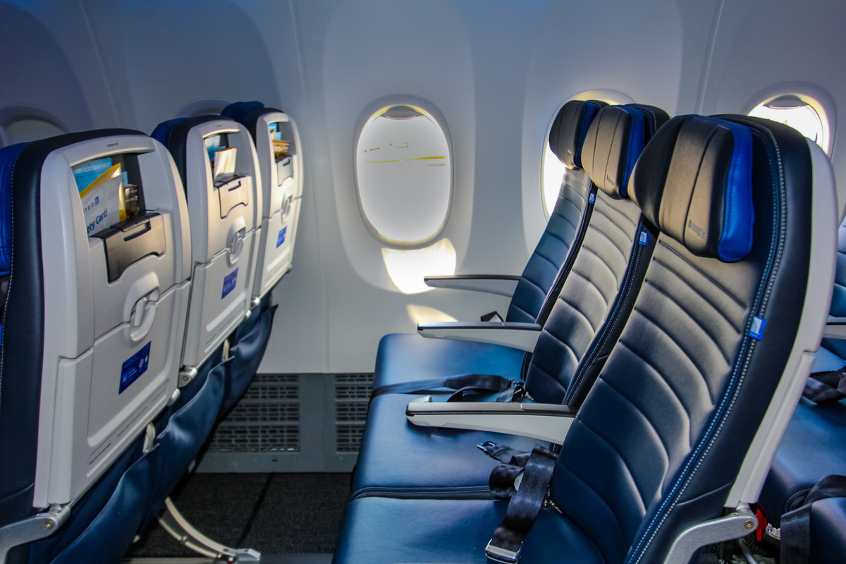 Thiết kế nội thất bên trong Boeing 737 Max 9 ưu tiên sự thoải mái cho hành khách. Ảnh: Airlines Geeks