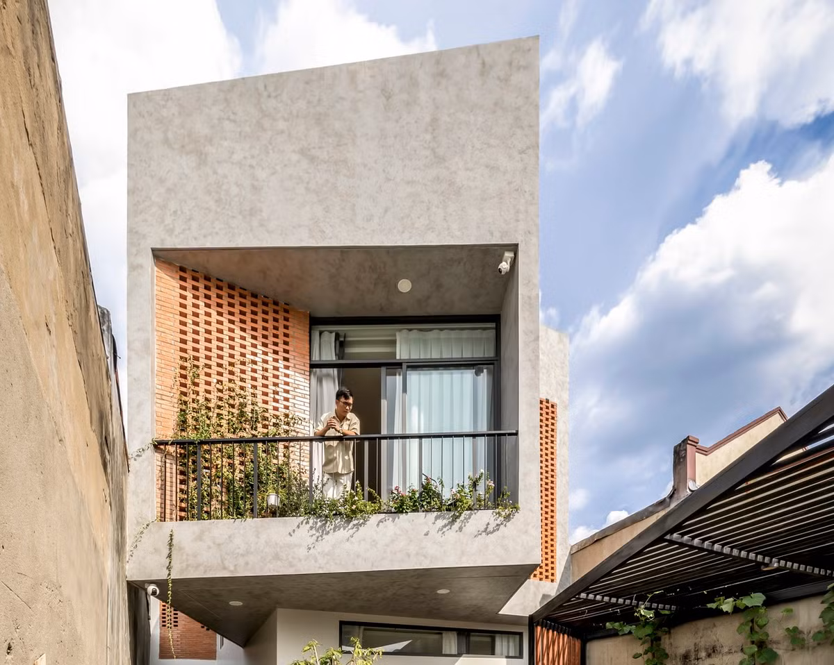 Xay gach khong trat, nha Binh Duong dep la lung tren bao My