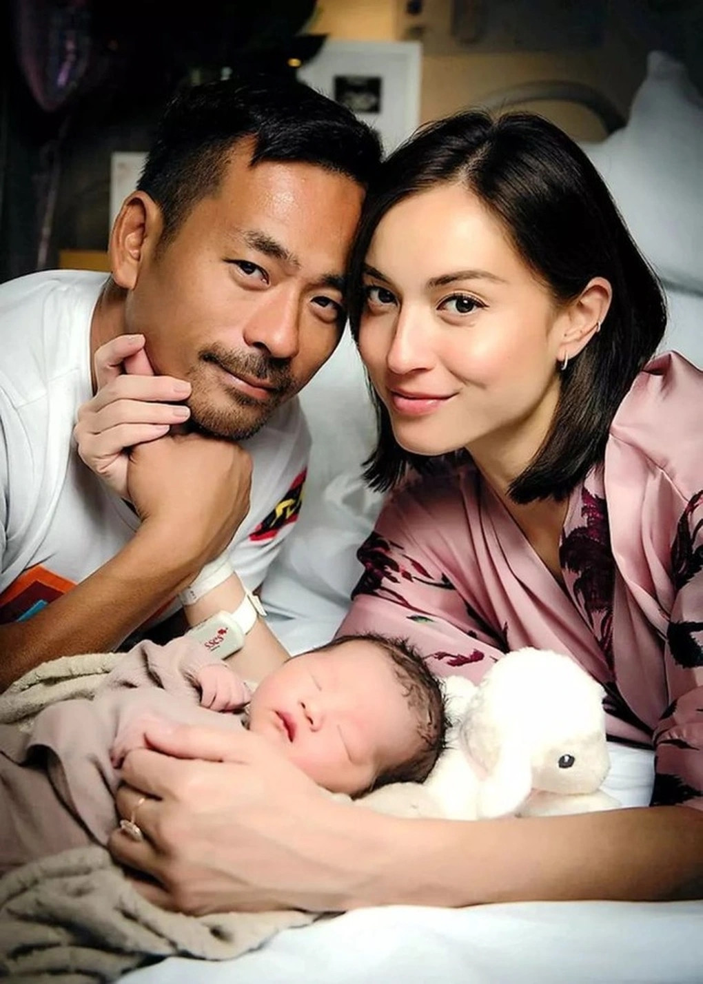 Sau khi tỷ phú sòng bài đi tù, Mandy Lieu vẫn đăng ảnh lên mạng xã hội, cho thấy cuộc sống sung túc nơi điền trang ở Anh. Ảnh: Sina